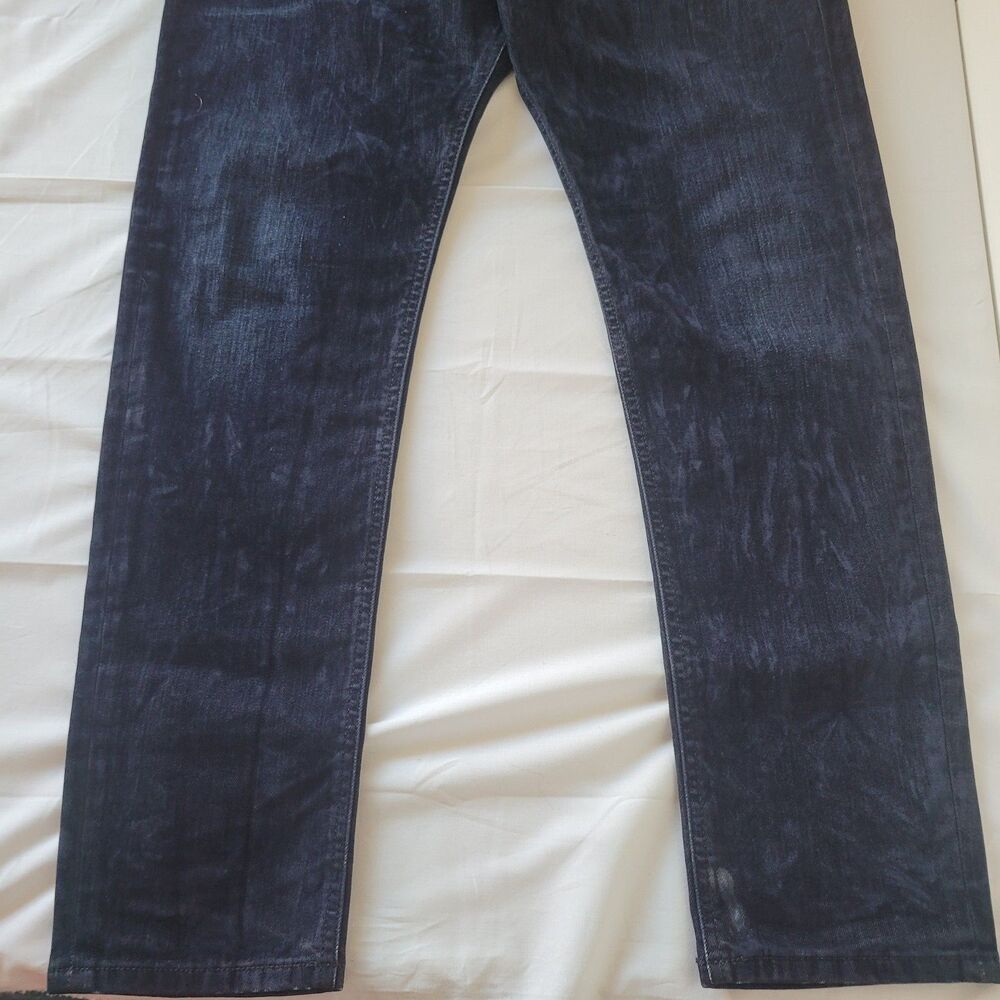 Diesel D-VIDER Carrot Jeans Mens W31 L32 Dark Wash Denim Button Fly Italy - Picture 12 of 14